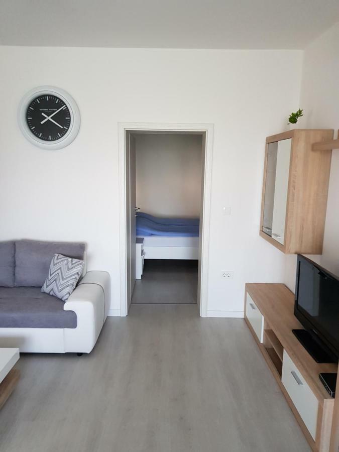 אופטיה Apartman Nekic מראה חיצוני תמונה